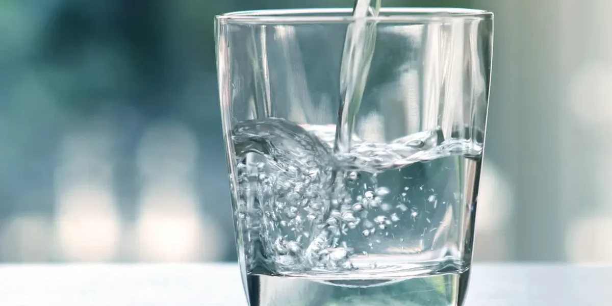 Solutions_Beverages_Water